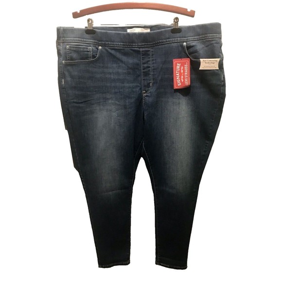 Signature by Levi Strauss Women's Totally Shaping Pull On Super Skinny Jeans 28M - Picture 1 of 15